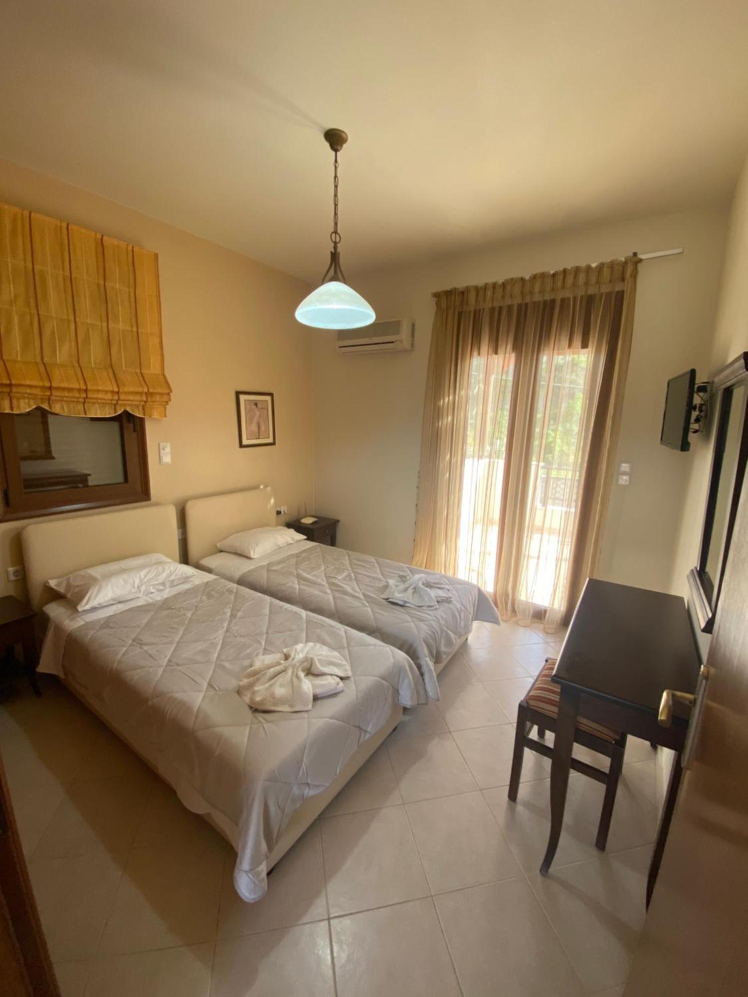 Villa Eligia Mixorrouma